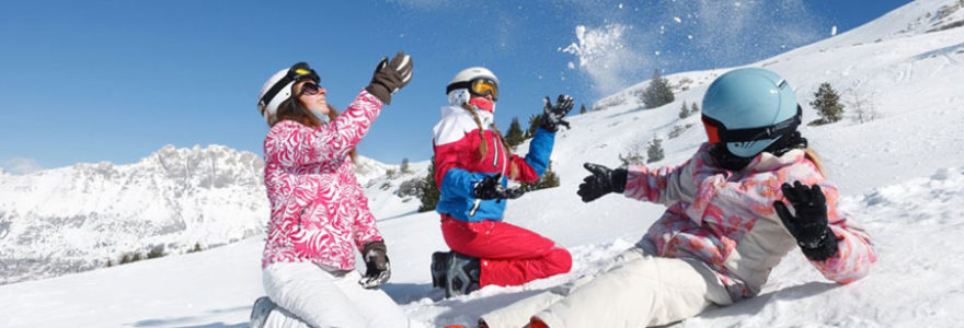 Profiter de vacances au ski à prix réduits en réservant en ligne